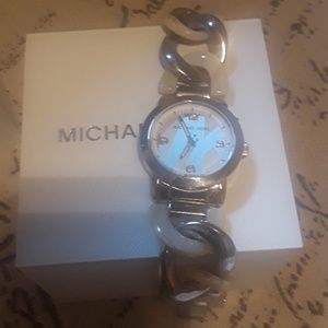 MICHEAL KORS Watch